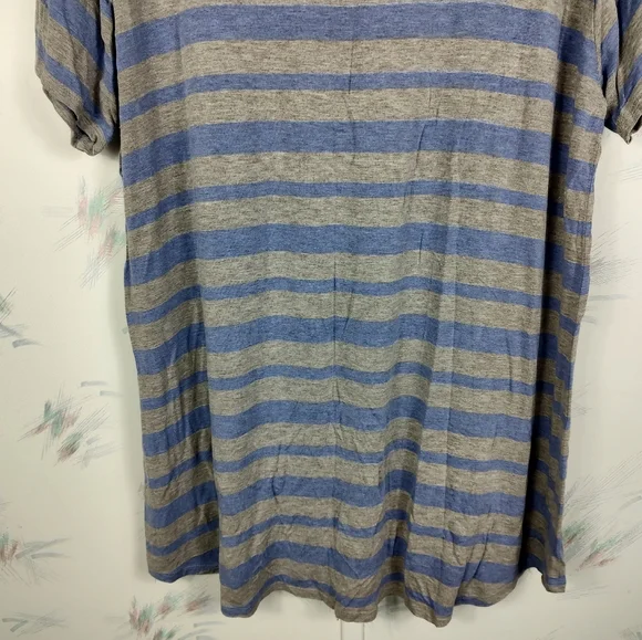 LuLaRoe Gray Blue Striped Short Sleeve Shirt 3X - Picture 6 of 8